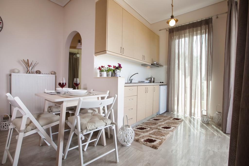Petra Thea Apartment Kalamáta Kültér fotó