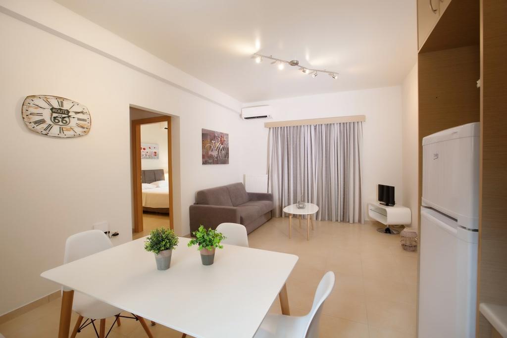 Petra Thea Apartment Kalamáta Kültér fotó