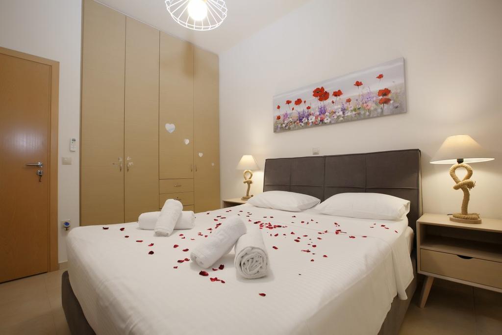 Petra Thea Apartment Kalamáta Kültér fotó
