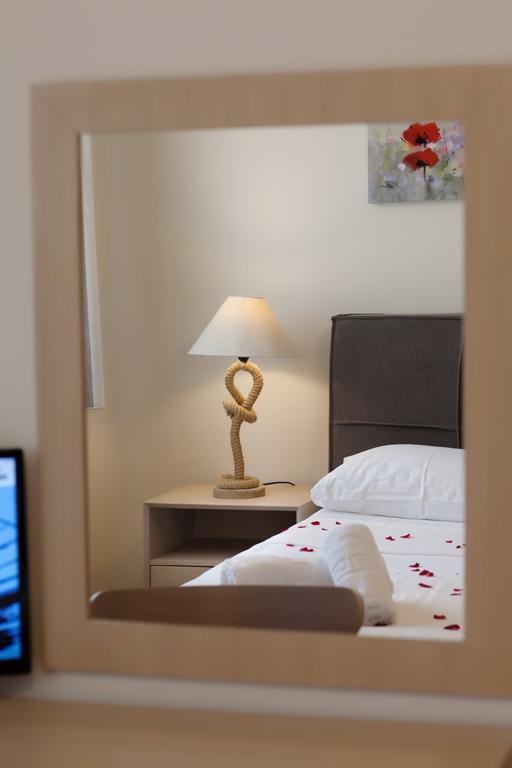 Petra Thea Apartment Kalamáta Kültér fotó