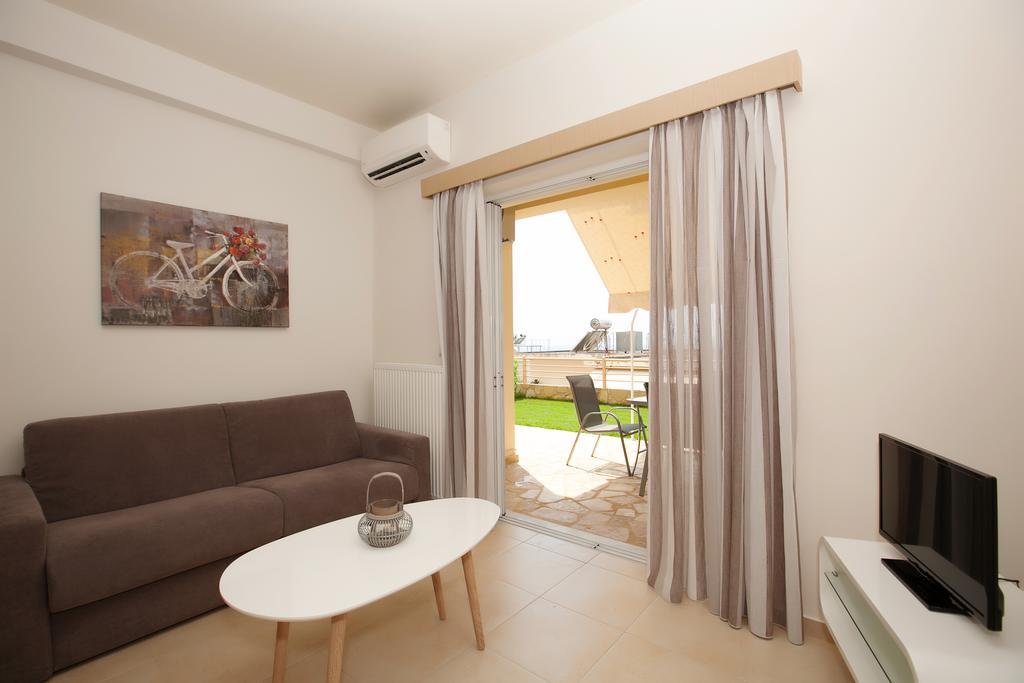 Petra Thea Apartment Kalamáta Kültér fotó